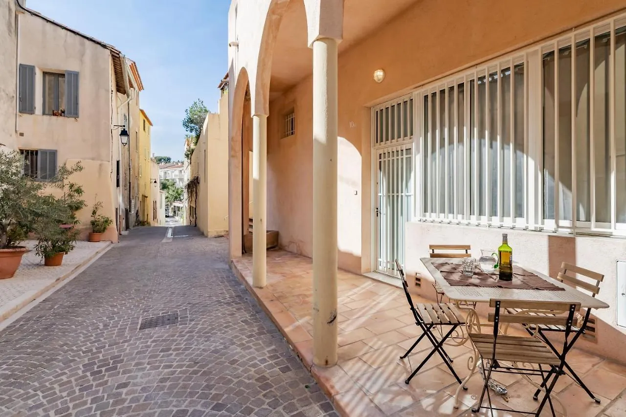 Appartement Le Saint Clair par Dodo-a-Cassis France